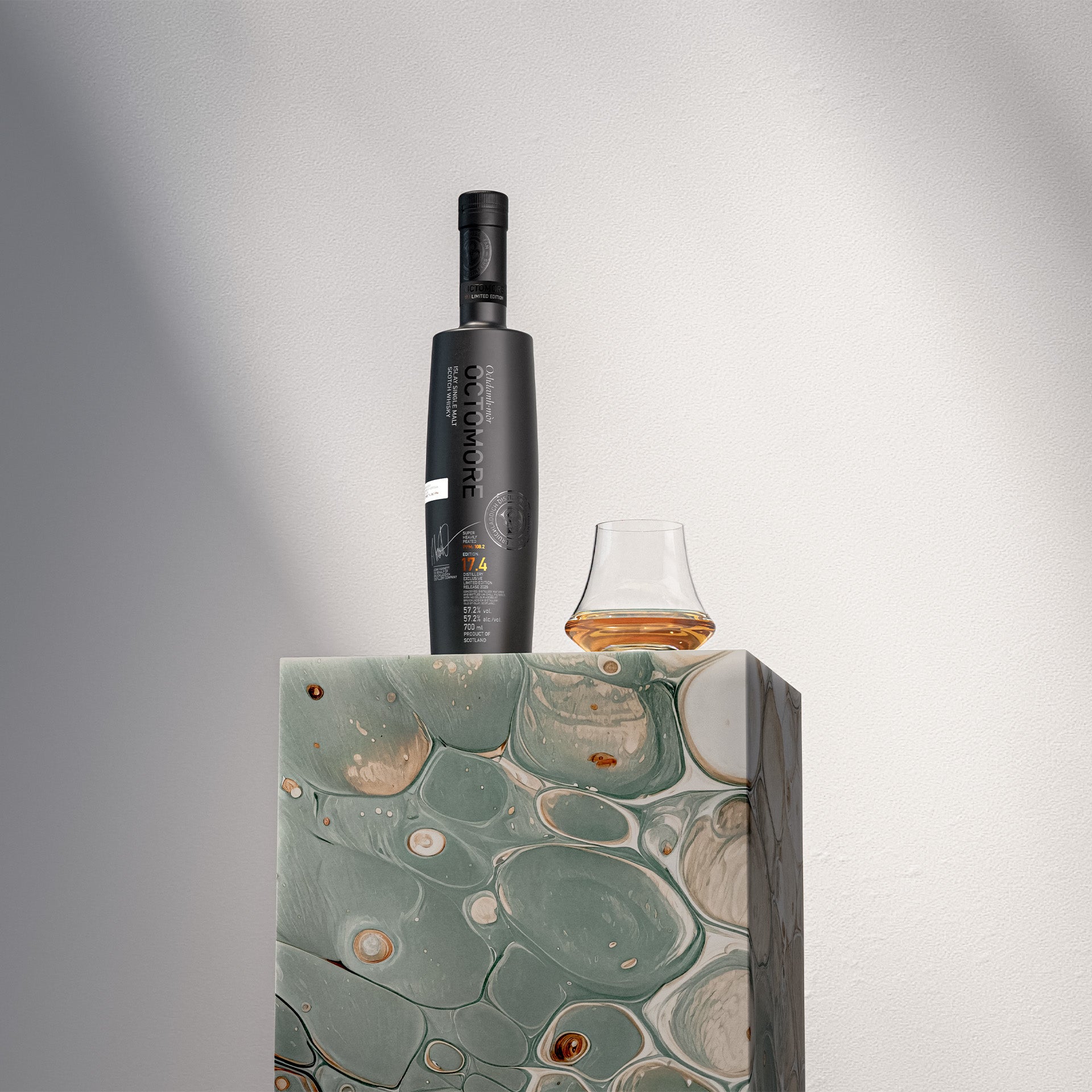 Octomore Edition 17.4 | Super-Heavily Peated Whisky